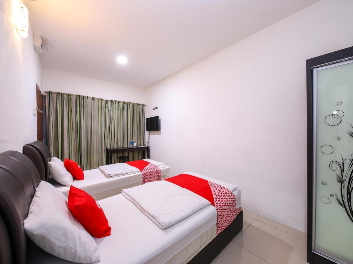 Hotel Oyo 89702 Md Masai 2*